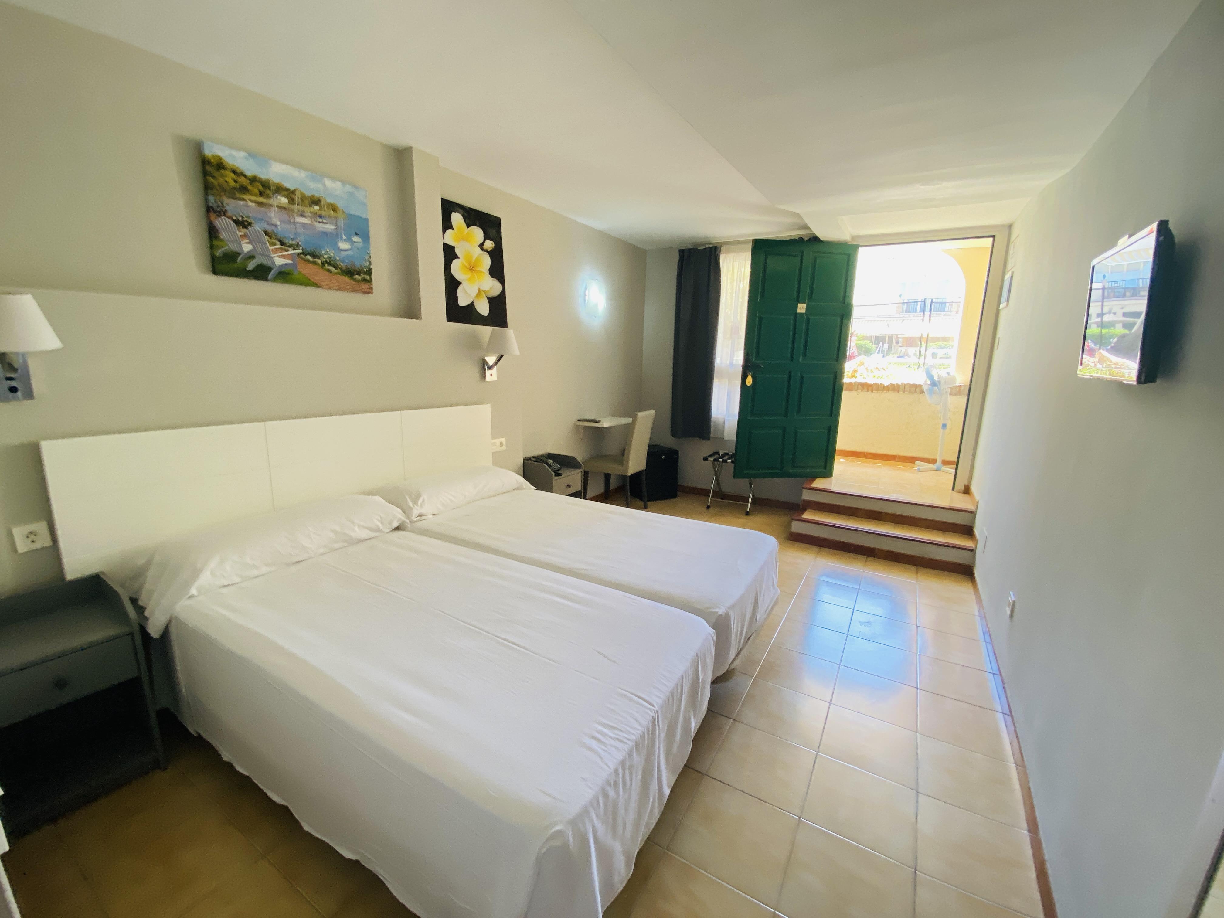 Hotel Los Jazmines Τορρεμολίνος Εξωτερικό φωτογραφία